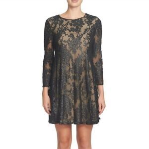 ‎CECE  black and nude lace dress